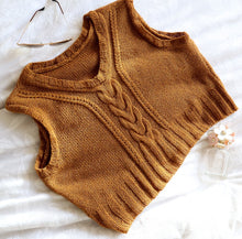 Load image into Gallery viewer, Knitting Tutorial & PDF Pattern. Knitted Vest Pattern. Cable Knit Vest. Knitting Pattern and Tutorial by NinElDesign