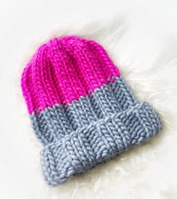 Load image into Gallery viewer, Slouchy Beanie Knitting Pattern, Knitting Pattern Hat, PDF pattern, Instant Download, Chunky yarn, Color Pop Super Chunky Hat