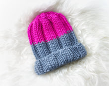 Load image into Gallery viewer, Slouchy Beanie Knitting Pattern, Knitting Pattern Hat, PDF pattern, Instant Download, Chunky yarn, Color Pop Super Chunky Hat