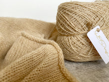 Load image into Gallery viewer, Merino wool