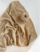 Load image into Gallery viewer, merino wool yarn