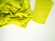 Load image into Gallery viewer, knitting yarn