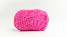Load image into Gallery viewer, giant merino wool