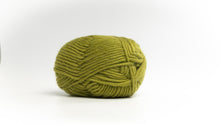 Load image into Gallery viewer, chunky merino wool