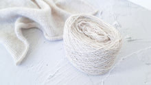 Load image into Gallery viewer, Angora Geelongora Yarn 50g, Angora blend yarn, Angora knitting wool