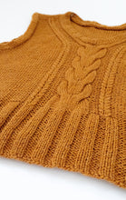 Load image into Gallery viewer, cable knit vest