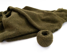 Load image into Gallery viewer, green knitting yarn
