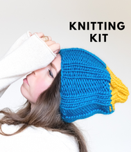 Load image into Gallery viewer, Knitting Kit for Beginner, Blue Knit hat kit, beginner knitting kit, Knitting tool kit for beginners, Chunky yarns kit, Big merino wool kit