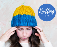 Load image into Gallery viewer, Knitting Kit for Beginner, Blue Knit hat kit, beginner knitting kit, Knitting tool kit for beginners, Chunky yarns kit, Big merino wool kit