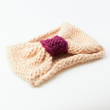 Load image into Gallery viewer, Womens Knitting Pattern, Knitting Pattern Headband, PDF pattern, Instant Download, Chunky yarn, Color Pop Super Chunky Headband