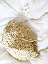 Load image into Gallery viewer, Straw Crochet Crossbody Bag, Straw Beach Purse, Natural Raffia Clutch, Vegan boho handbag, Crochet bohemian Festival bag