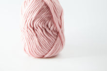 Load image into Gallery viewer, Giant merino wool