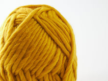 Load image into Gallery viewer, super chunky merino wool