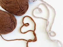 Load image into Gallery viewer, bulky merino wool yarn