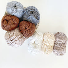 Load image into Gallery viewer, giant merino wool yarn